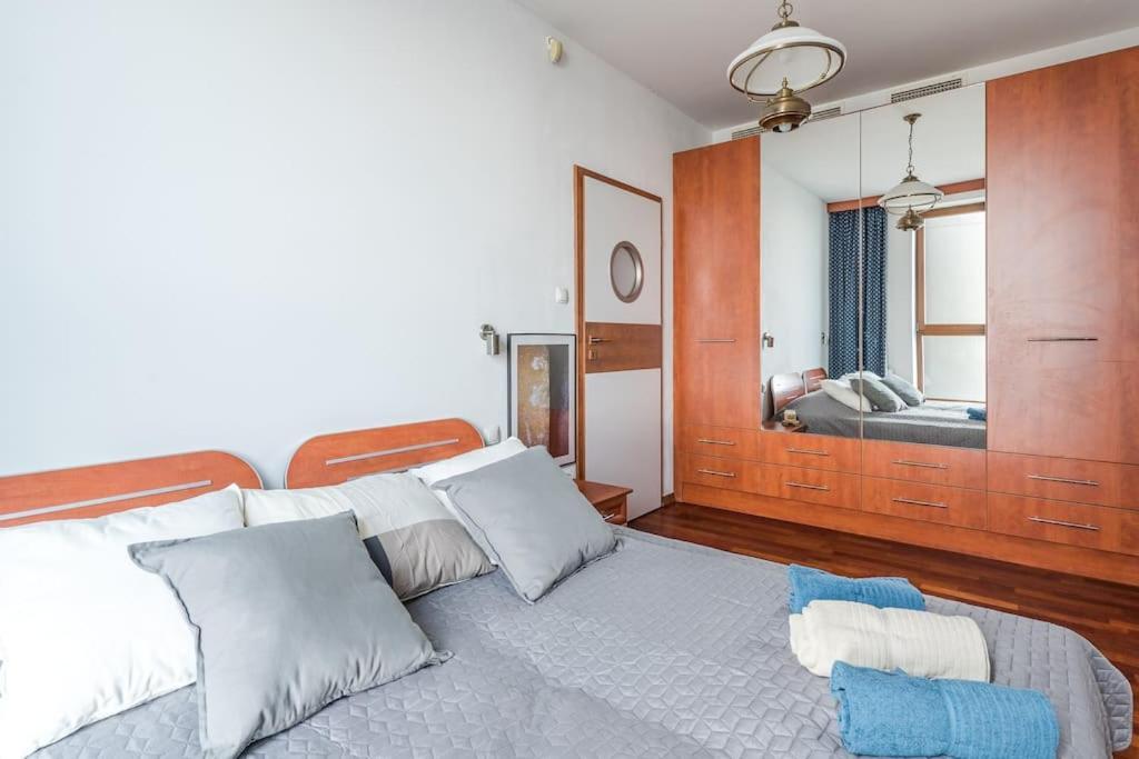Golden Apartments An Hryniewickiego 6A Γκντίνια Εξωτερικό φωτογραφία